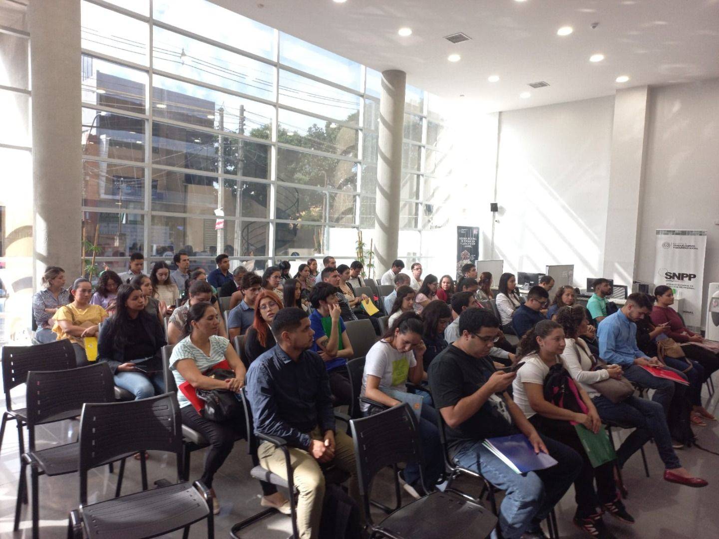 El Ministerio de Trabajo dispone de 285 puestos laborales para el sector privado