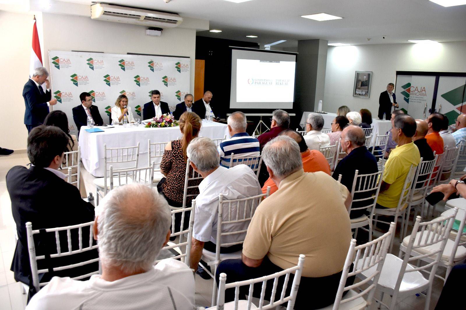 Exponen a jubilados bancarios alcances del proyecto que crea la Superintendencia de Jubilaciones