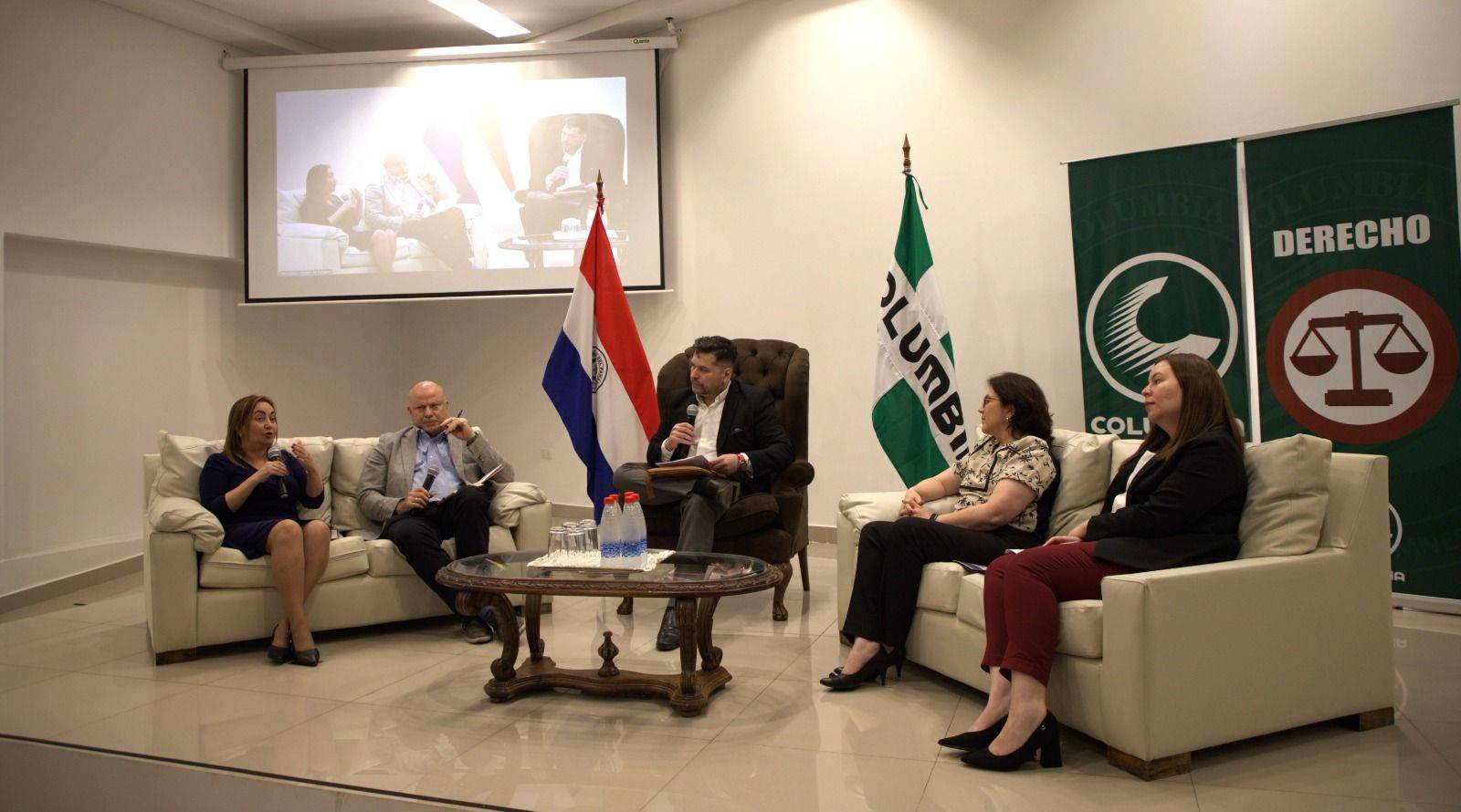 Debate sobre reforma de la normativa laboral se instala en el ámbito académico