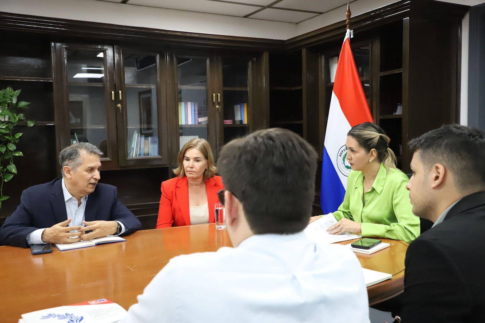 MTESS avanza en alianzas para conectar la formación laboral con las demandas del mercado de trabajo.