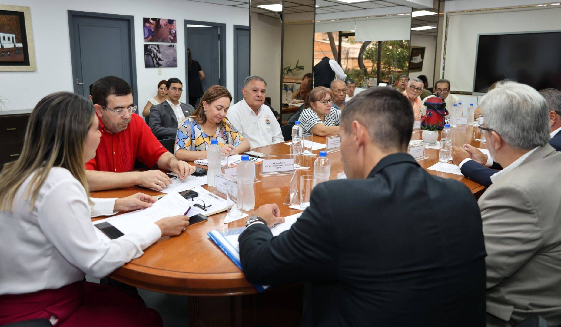 Primera reunión anual del Consejo Consultivo Tripartito marca el retorno de las centrales sindicales a mesa de diálogo