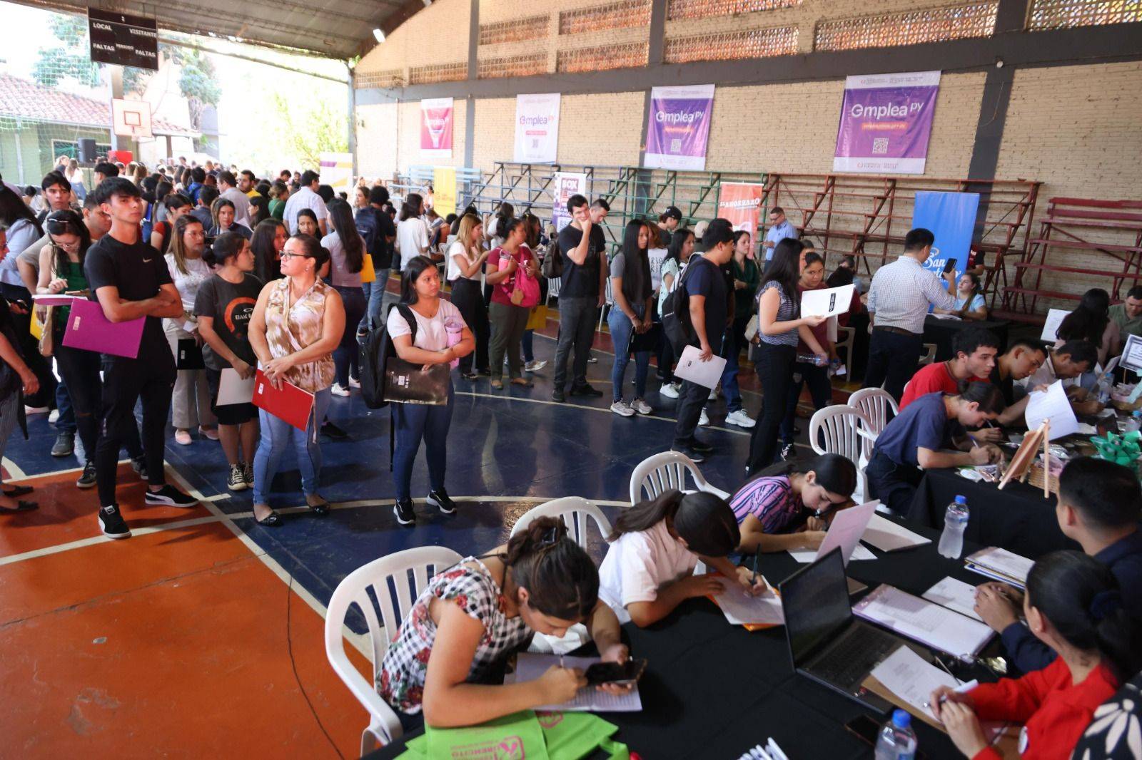 Gran interés en cubrir más de 780 vacancias ofrecidas en Expo- Empleos de San Lorenzo y Alto Paraná