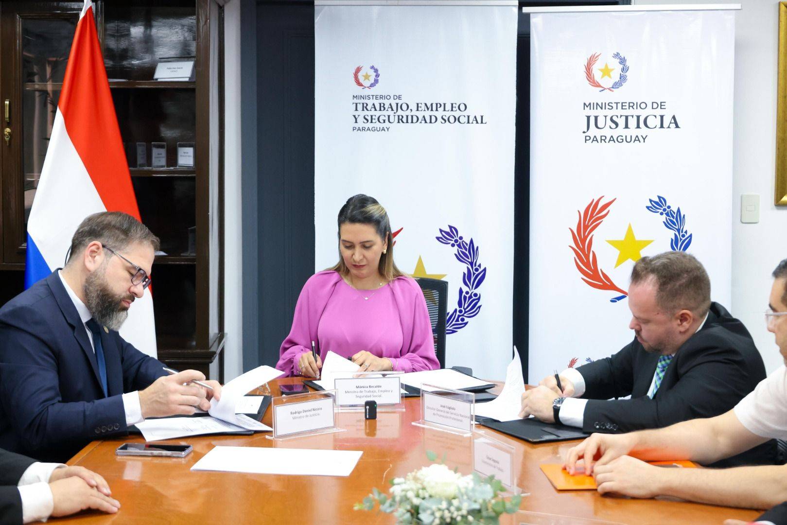 Alianza entre el MTESS, SNPP y Justicia para facilitar capacitación e inserción laboral de personas privadas de libertad