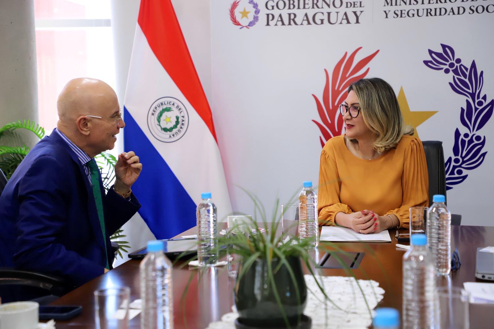 Alianza estratégica para fortalecer el empleo y la seguridad social en Paraguay