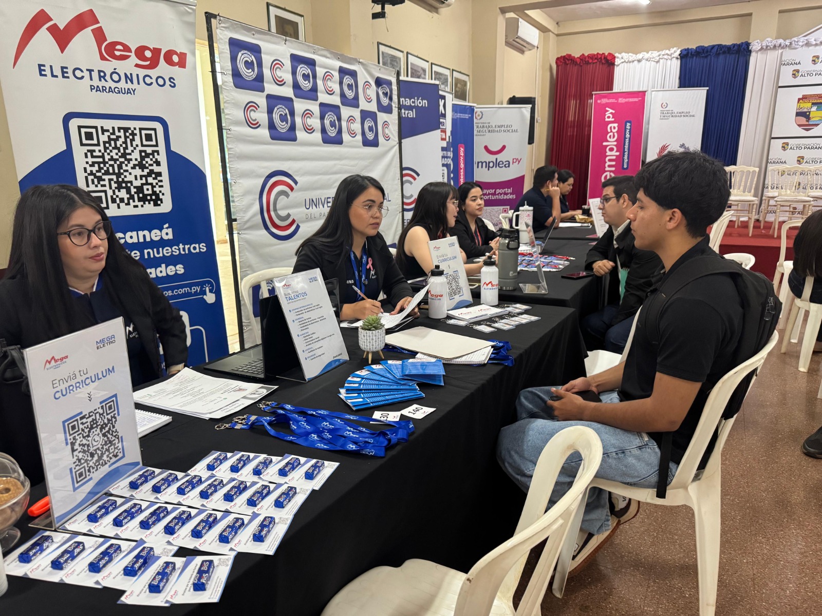 Expo Empleo movilizó a una gran cantidad de postulantes en Alto Paraná