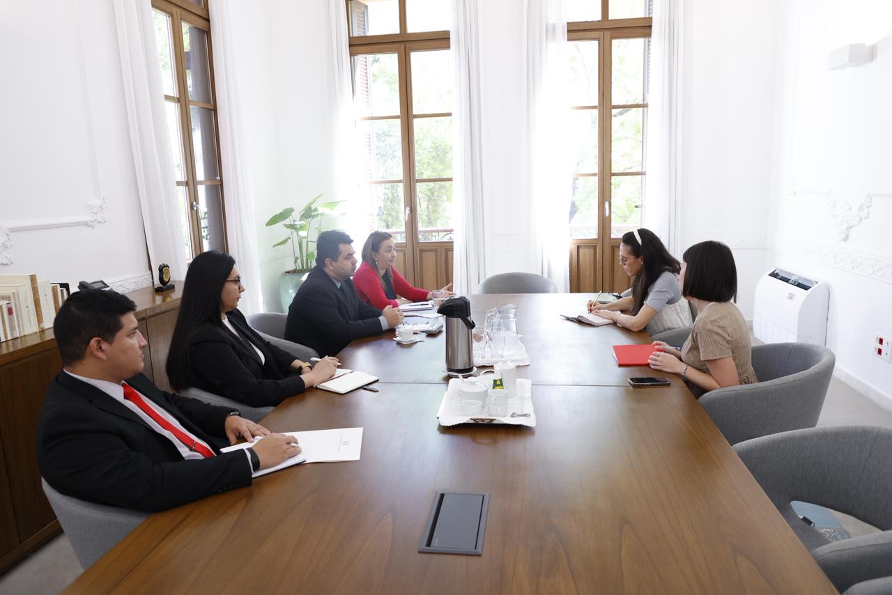 Dan seguimiento a la puesta a punto del programa de migración circular laboral