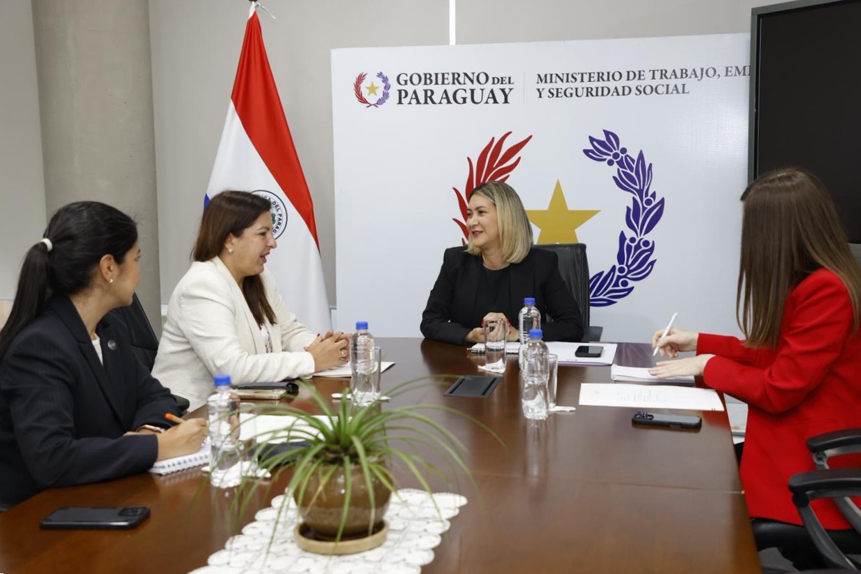 Trabajo articulado para generar más oportunidades laborales para las mujeres