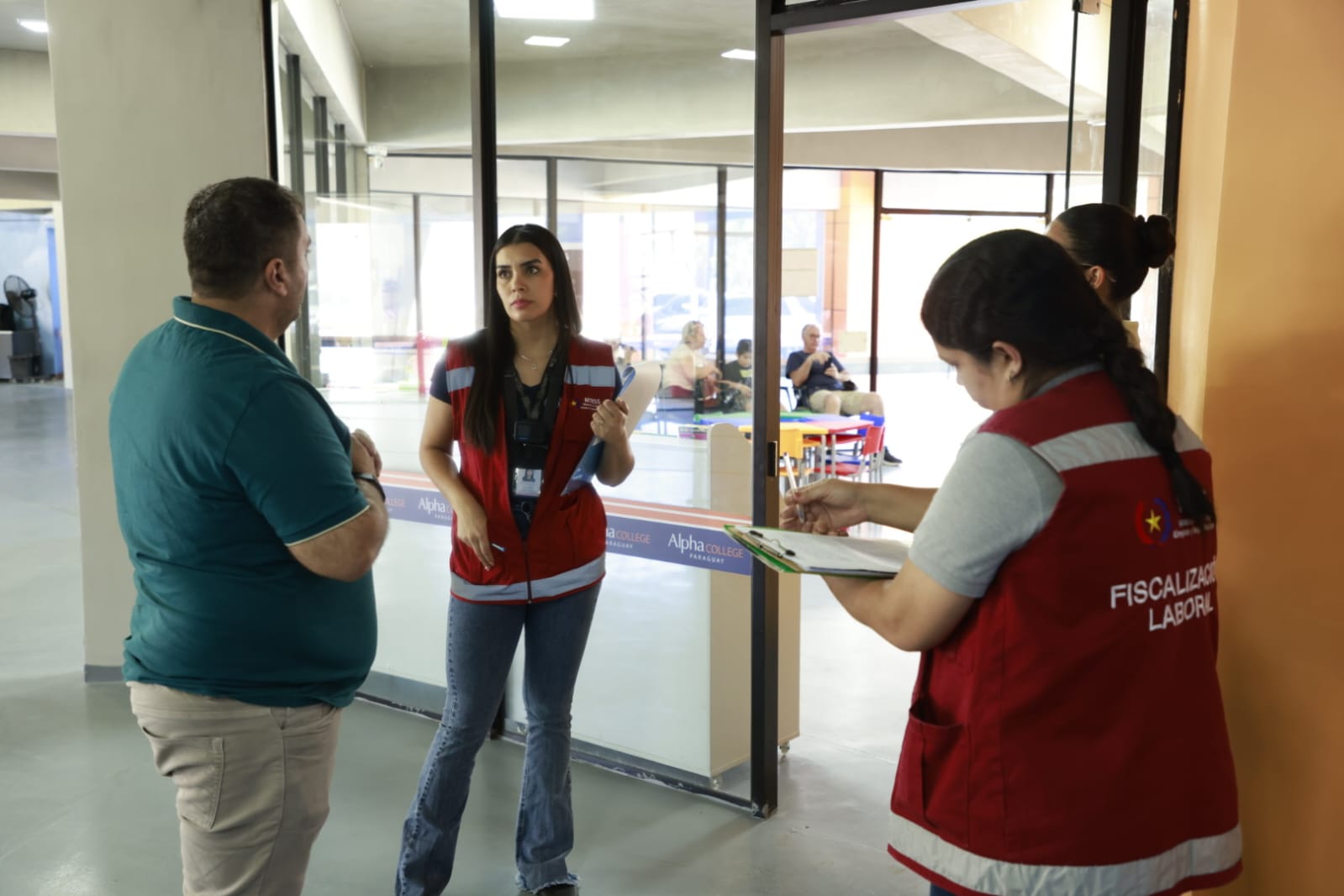 Fiscalización en Asuncion.