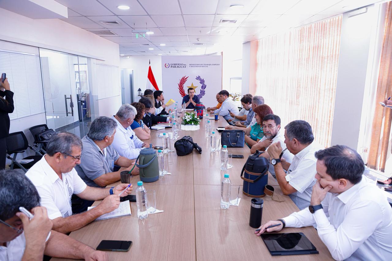 Mesa Sindical. MTESS