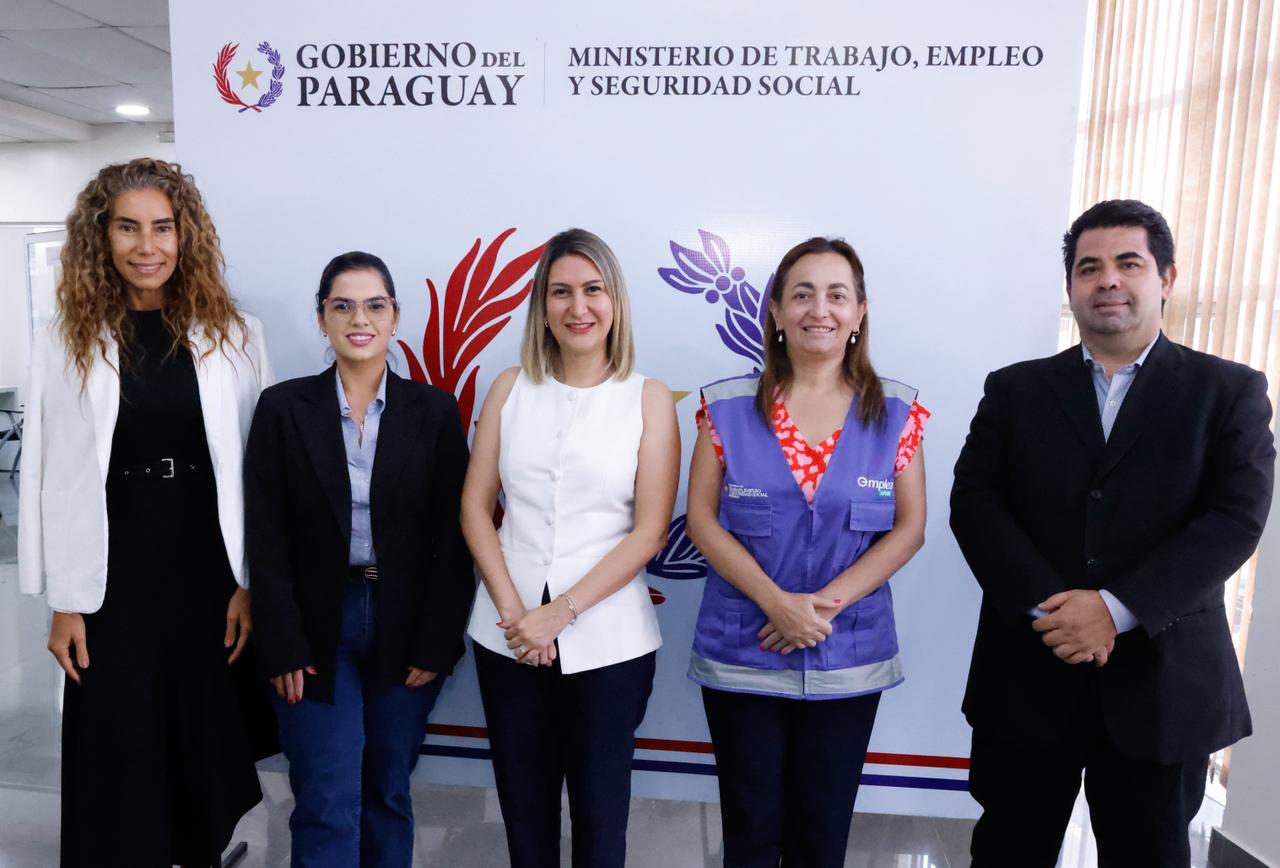 Empleo en piscicultura.