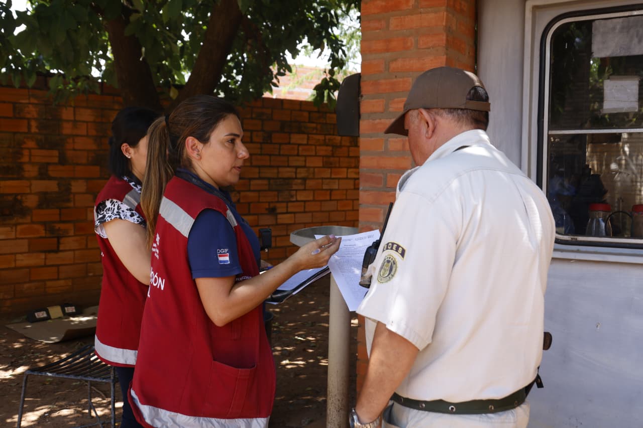 Gobierno fortalece la formalización laboral con inscripción de oficio de trabajadores al IPS
