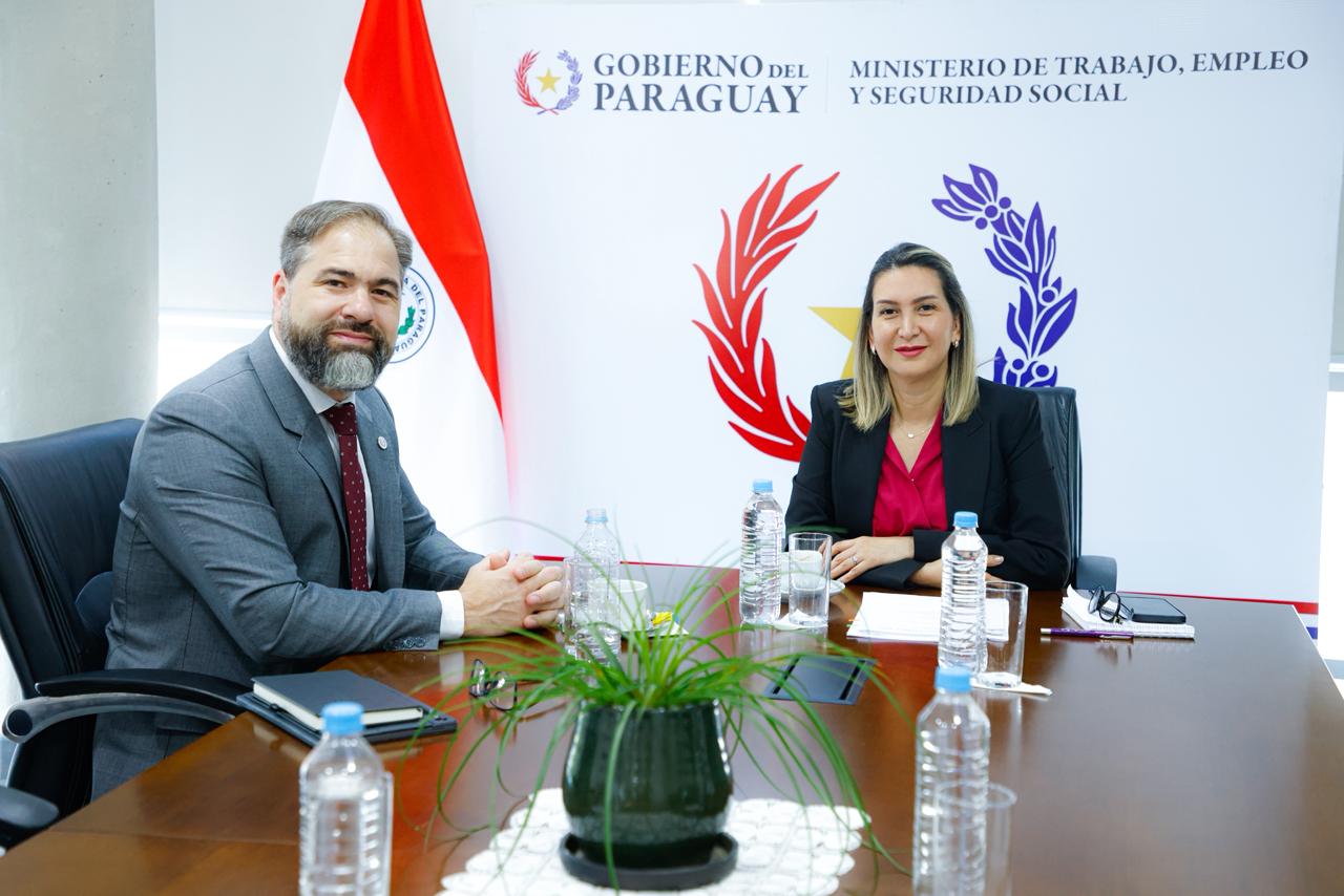 Trabajo y Justicia identifican estrategias para reinserción de las personas privadas de libertad